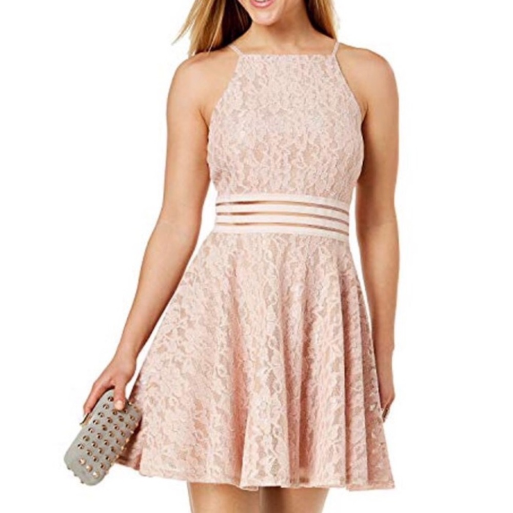 Juniors Pale pink lace dress